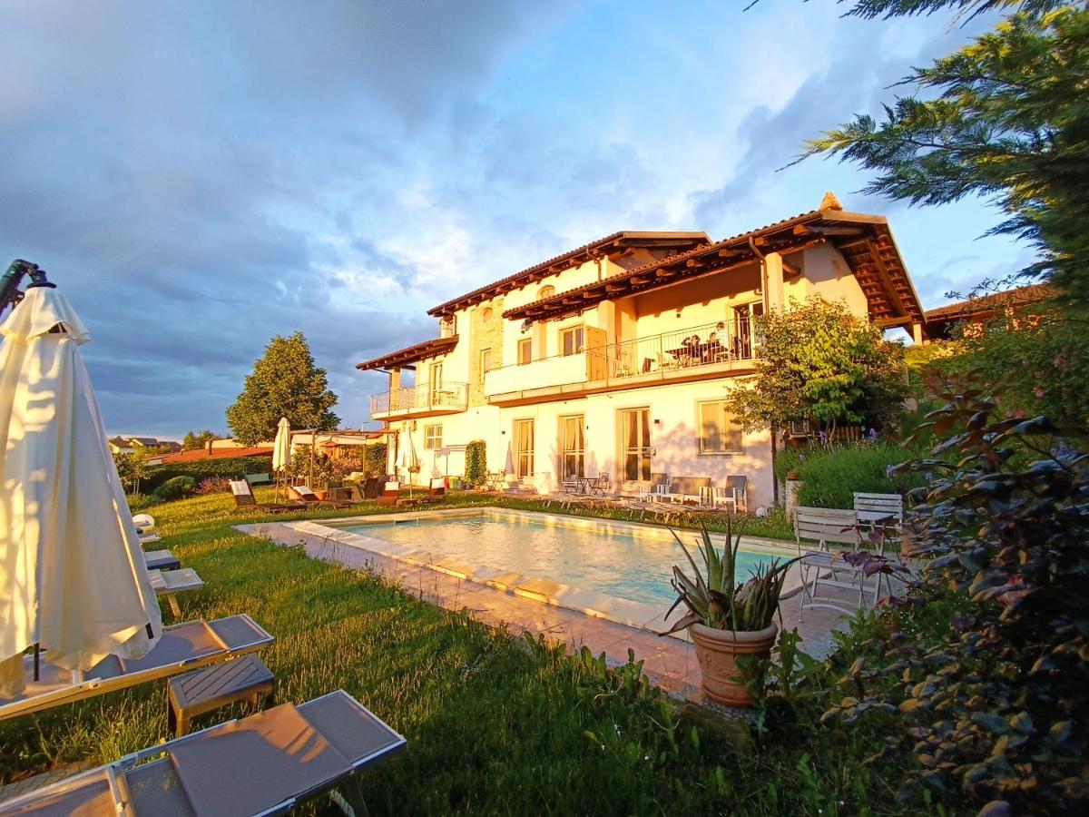 Domus Langhe B&B Treiso Buitenkant foto