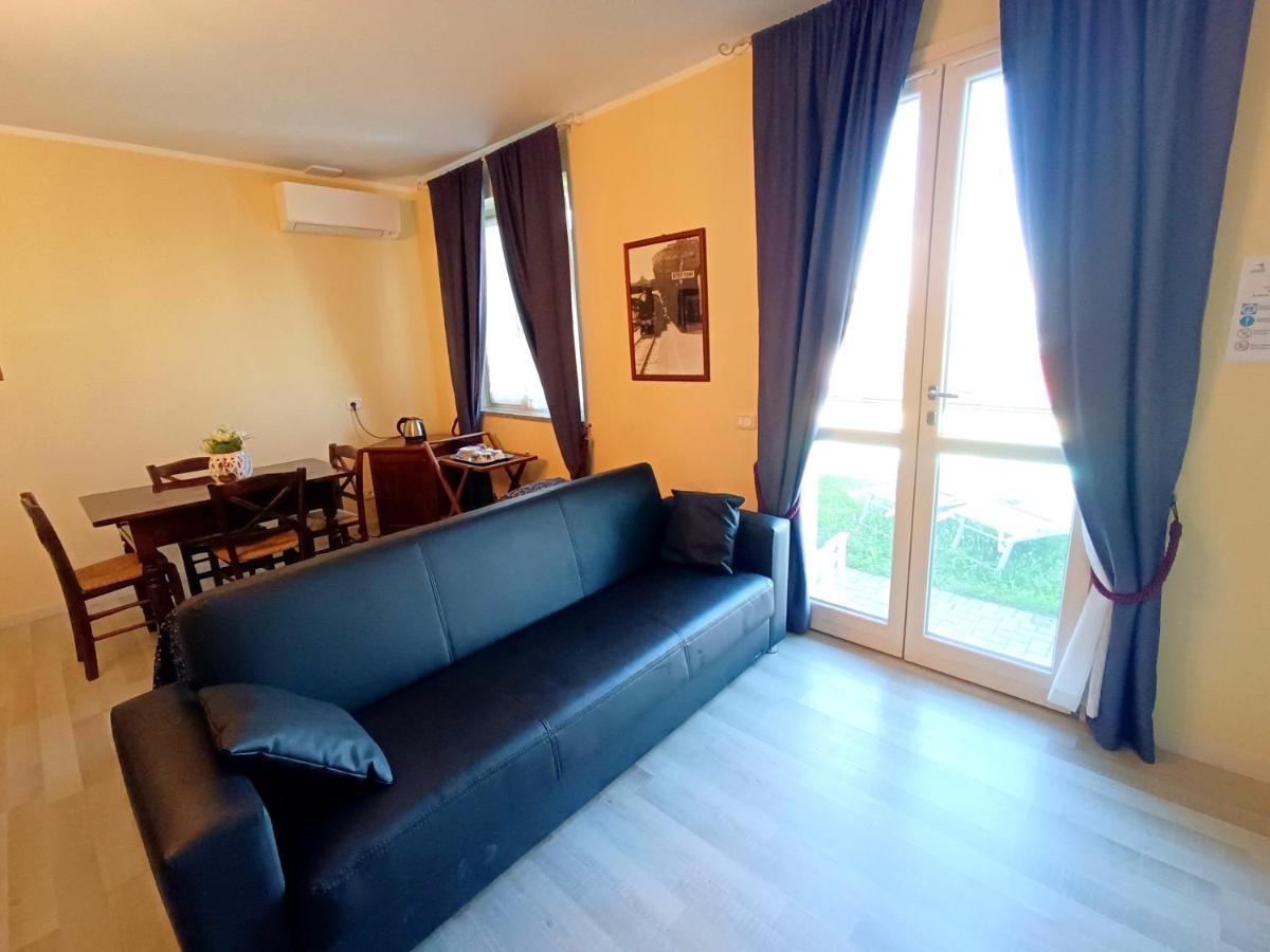 Domus Langhe B&B Treiso Buitenkant foto