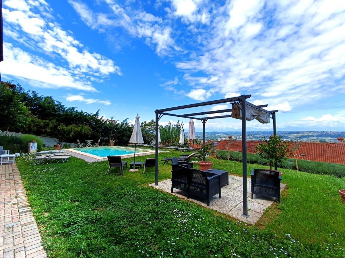 Domus Langhe B&B Treiso Buitenkant foto